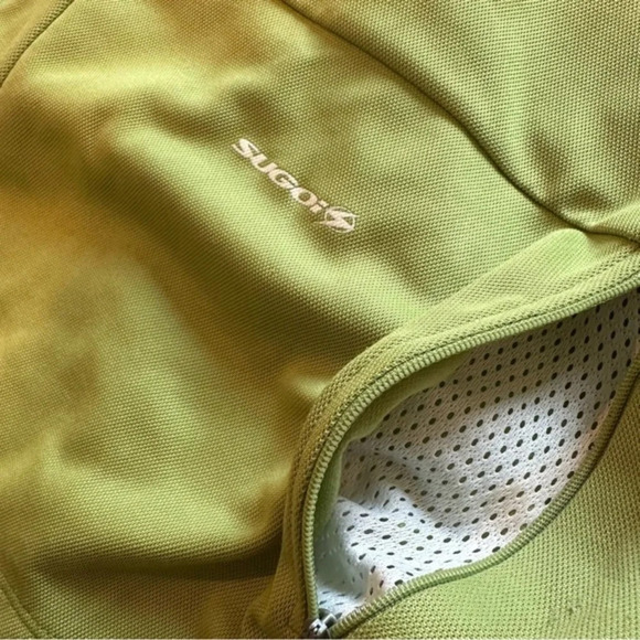 Sugoi Women’s Cycling Pullover Medium 1/4th zip green - Picture 5 of 6